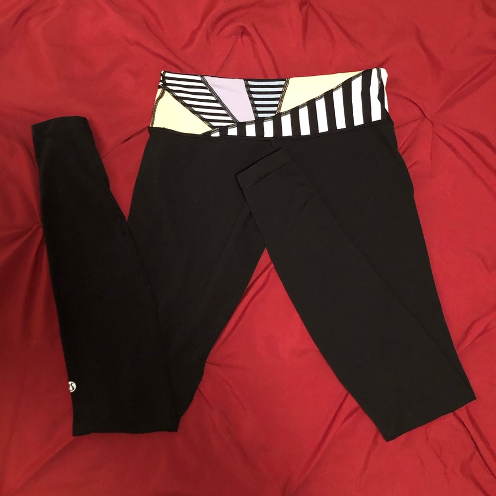 Lululemon Wunder Under -Size 6-
